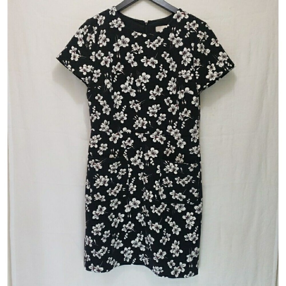 LOFT Black Floral Shift Dress Size 8 Short Sleeve Pocket Casual Modest Cotton